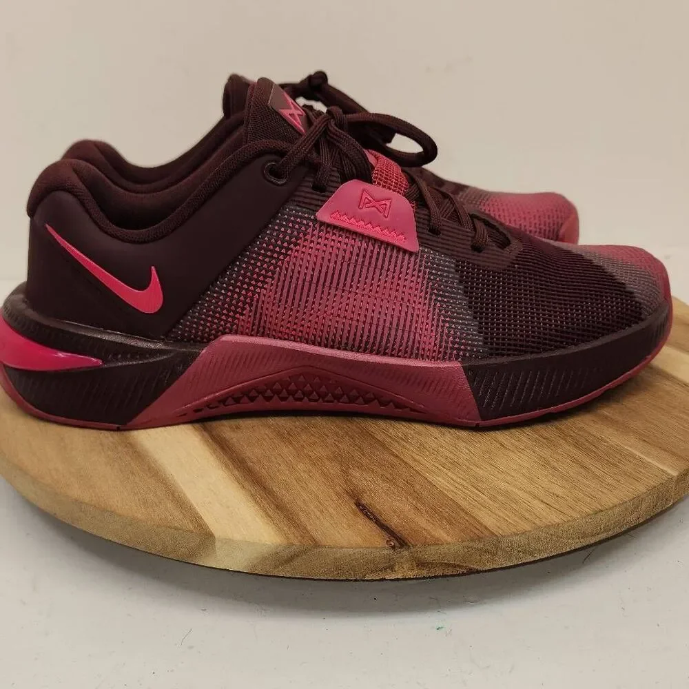 Nike Metcon 10 Women's Workout Shoes Size 9.5 Burgundy Pink